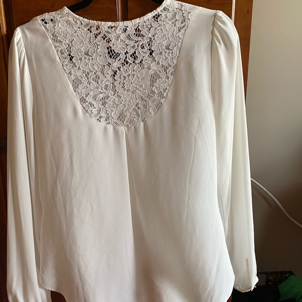 Blouse - Picture 2 of 5